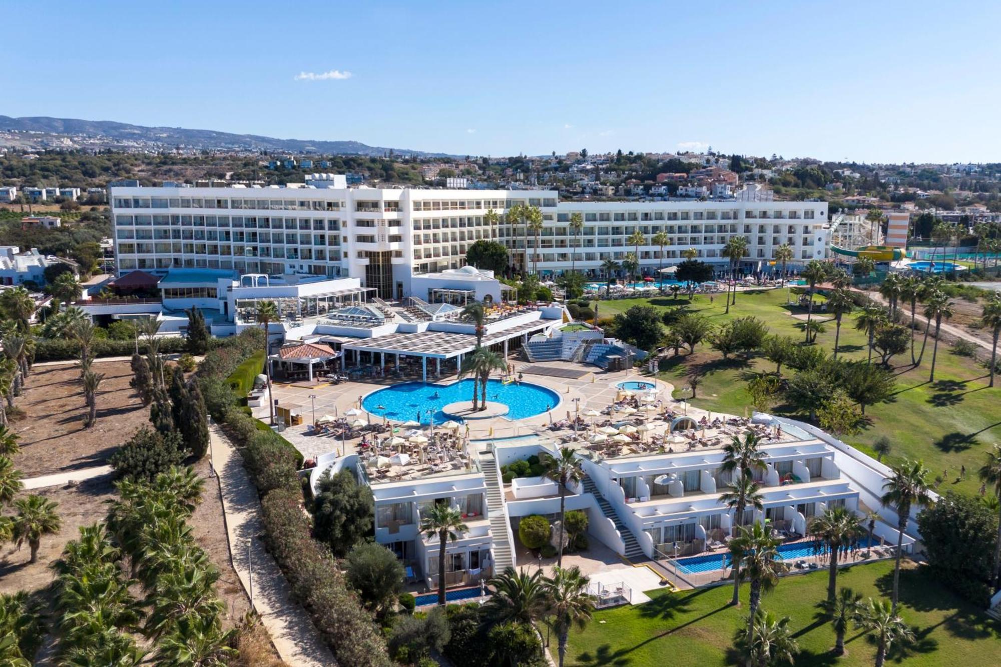 Θέρετρο Leonardo Laura & Splash 4*